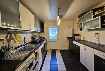 Apartament cu 4 camere decomandat în Frumoasa - 1