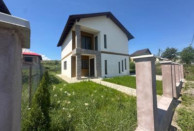 Casă individuală cu 4 camere cu Teren 300 Mp în Câmpenești - 6