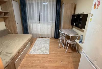 Garsonieră decomandată în UMT - 4