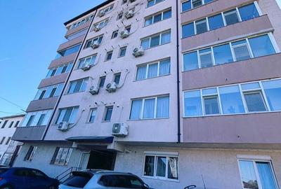 Apartament cu 2 camere decomandat în Central - 2