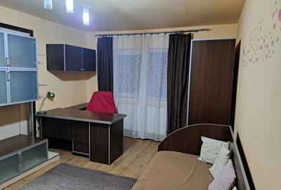 Apartament cu 2 camere decomandat în Ștrand
