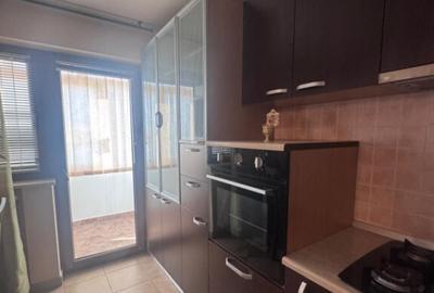 Apartament 3 camere , etj 1 , Radauti - 11