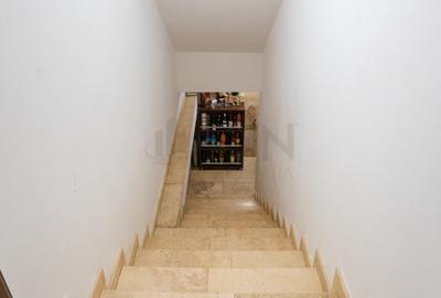 Casă individuală cu 8 camere cu Canalizare în Apărătorii Patriei - 18