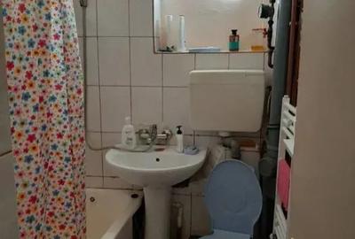 Proprietar, loc in camera cu 2 paturi, pentru o fata, la parter vila, Centru, langa UMF N.Leon - 5