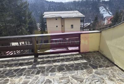 Casă cu 4 camere cu Teren 240 Mp în Central - 5