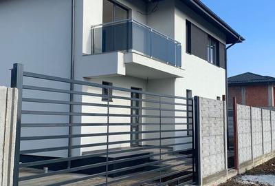 Casă cu 4 camere în Dragomirești-Vale - 8