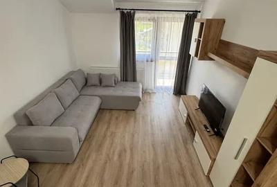 Apartament cu 2 camere decomandat în Sânpetru