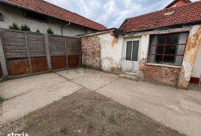 Teren de 222 mp, în Central - 4
