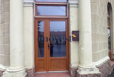 Spațiu comercial, de 120 mp, în Central - 1