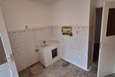 75900 euro!!! Apartament cu 2 camere decomandat Et 3 Zona Lipovei - 9