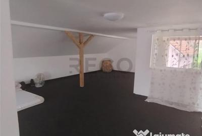 Casă cu 9 camere cu Teren 2600 Mp în Hotar - 7