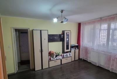 Apartament cu 2 camere semidecomandat în Micro 16 - 2