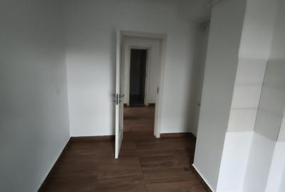Apartament cu 3 camere decomandat în Universitate - 9