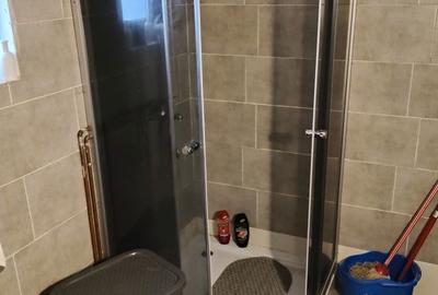 Casă cu 4 camere în Central - 2