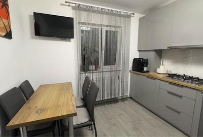 Apartament cu 3 camere decomandat în Central - 4
