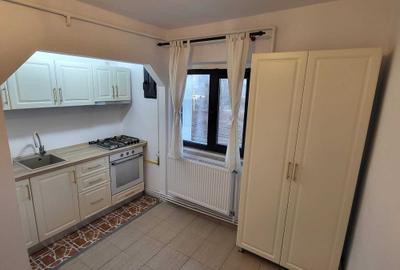 Apartament cu 2 camere decomandat în Poiana - 7