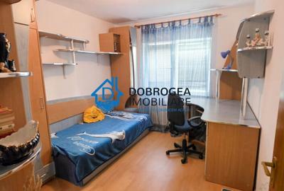 Apartament cu 3 camere decomandat în E3 - 1