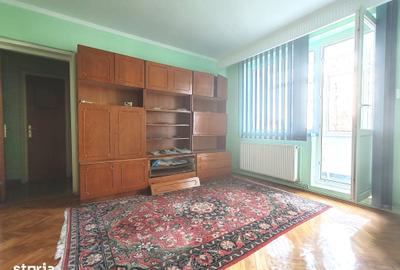 Apartament cu 2 camere semidecomandat în Craiovei