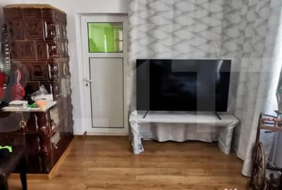 Casă cu 5 camere cu Teren 2100 Mp în Luna - 9