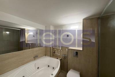 Casă individuală cu 8 camere cu Canalizare în Universitate - 13