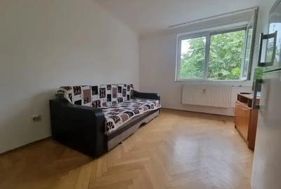 Garsonieră renovată, ideală pentru investiție - 2