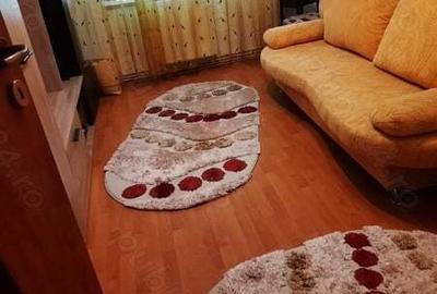 De vanzare apartament cu 3 camere, etaj 2, Bloc E4 in Corabia - 3