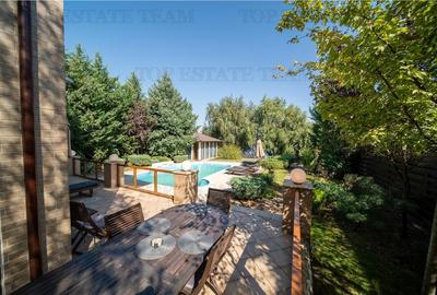 Vila de Lux cu Piscina, Acces direct la Lac si Vedere Panoramica - 5