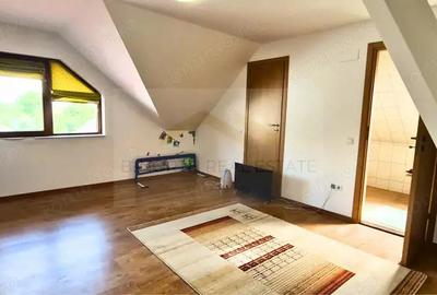 Pensiune/ Vila de vanzare Orlat Sibiu - 9