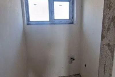 Casă cu 4 camere semidecomandat cu Teren 350 Mp în Jucu - 9