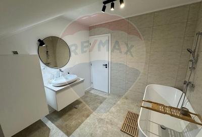 Casă cu 4 camere cu Teren 500 Mp în Șimnicu de Sus - 16