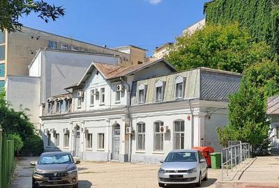 Calea Victoriei - Centrul Vechi, singur curte, curte generoasa(1400 mp), libera - 6