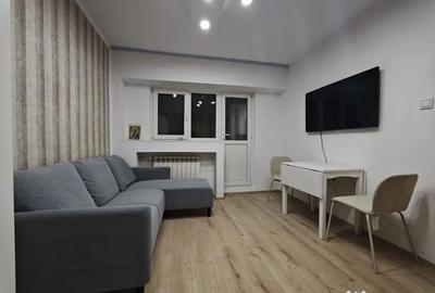 Garsonieră decomandată în Port