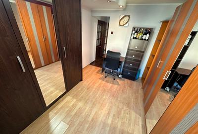 Apatrtament 3 Camere + Dressing, 2 bai  - de închiriat - Strada Buzoeni - 14