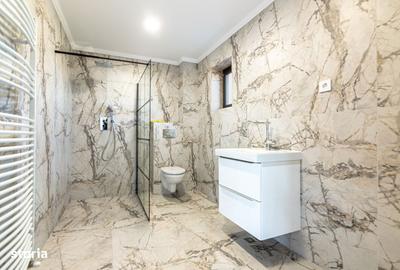 Casă cu 4 camere cu Garaj în Corbu - 9