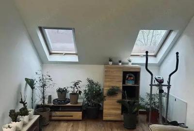 Casă cu 5 camere cu Teren 300 Mp în Rădăuți - 4