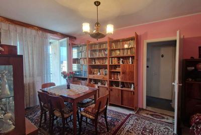 Apartament cu 2 camere semidecomandat în Central - 2