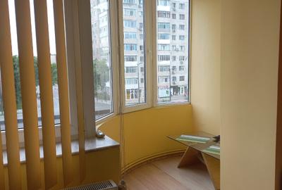 Apartament cu 3 camere decomandat în ICIL