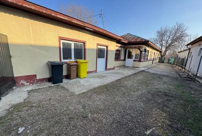 Domne?ti, central, casa pe parter, 167 mp construi?i, 1100 - 2