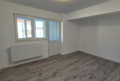 Apartament cu 3 camere, Burdujeni, Etaj Intermediar, 3c-4375 - 3