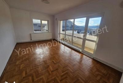 Casă cu 8 camere cu Teren 1500 Mp în Central - 15