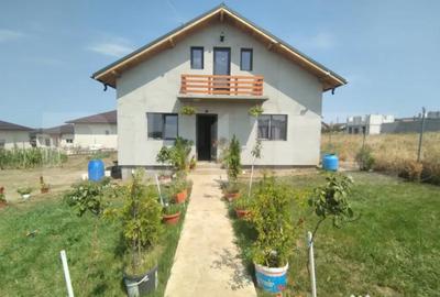 Casă cu 3 camere cu Teren 333 Mp în Șimnicu de Sus - 11