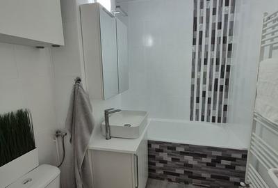 Apartament cu 3 camere decomandat în Micălaca - 1