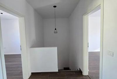 Casă individuală cu 4 camere cu Canalizare în Giroc - 5