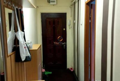 Apartament cu 3 camere semidecomandat în Dâmbovița