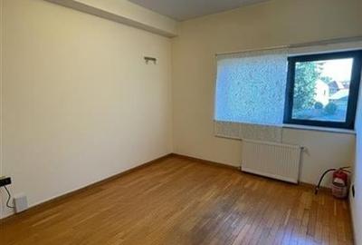 Vanzare apartament 3 camere Unirii-Regina Maria - 2