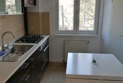 Apartament cu 3 camere semidecomandat în Circumvalațiunii - 2