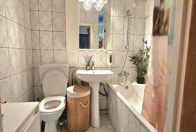 Apartament cu 3 camere decomandat în Drumul Taberei - 2