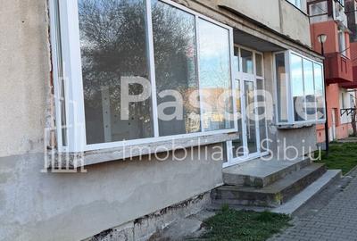 Spațiu comercial, de 109 mp, în Central - 6