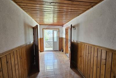 Casă  cu 3 camere, teren intravilan de 1300mp în Ipotești Tișăuți, SV - 11