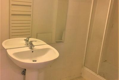 Casă cu 4 camere cu Canalizare în Străulești - 11